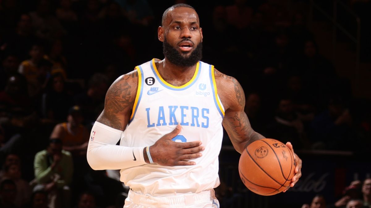 LeBron James climbs to fourth place on NBA’s career assists list
