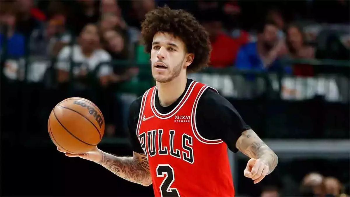 Chicago Bulls Lonzo ball misses the NBA season 2023
